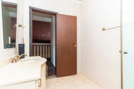 Casa à venda com 200m², 4 quartos e 3 vagasBanheiro Social 1