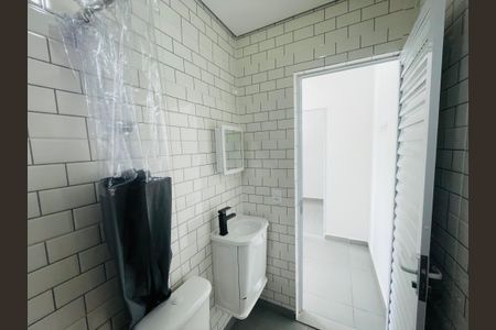 Studio para alugar com 22m², 1 quarto e sem vaga Studio para alugar com 22m², 1 quarto e sem vagaBanheiro