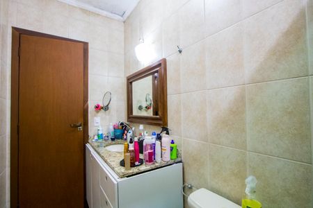 Casa à venda com 180m², 3 quartos e 4 vagasBanheiro da Suite 1