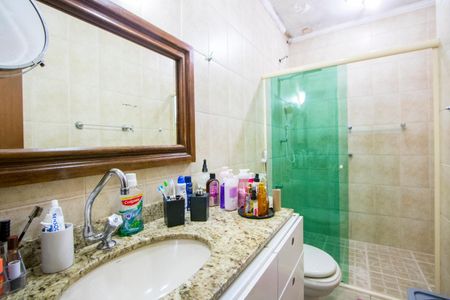 Casa à venda com 180m², 3 quartos e 4 vagasBanheiro da Suite 1