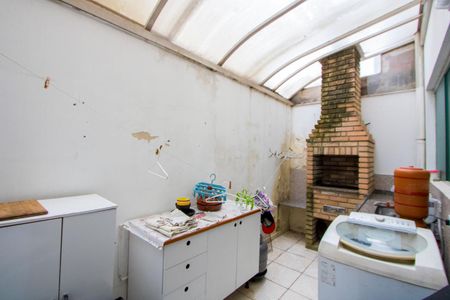 Casa à venda com 180m², 3 quartos e 4 vagasÁrea de Serviçot