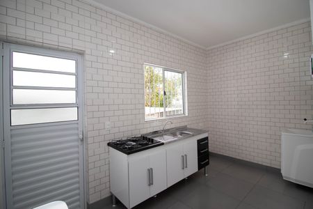 Sala/Cozinha de apartamento para alugar com 1 quarto, 21m² em Portal dos Gramados, Guarulhos