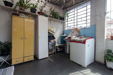 Casa à venda com 150m², 3 quartos e 2 vagas Casa à venda com 150m², 3 quartos e 2 vagasÁrea de Serviço