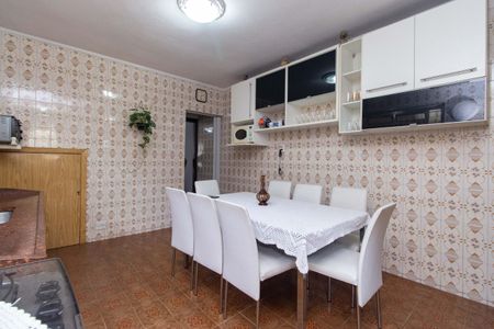 Casa à venda com 150m², 3 quartos e 2 vagas Casa à venda com 150m², 3 quartos e 2 vagasCozinha