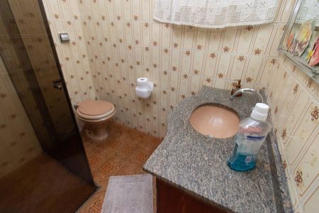 Casa à venda com 150m², 3 quartos e 2 vagas Casa à venda com 150m², 3 quartos e 2 vagasBanheiro 2