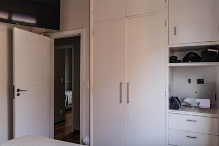 Apartamento à venda com 142m², 3 quartos e 2 vagas Apartamento à venda com 142m², 3 quartos e 2 vagasSuíte