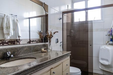 Apartamento à venda com 142m², 3 quartos e 2 vagas Apartamento à venda com 142m², 3 quartos e 2 vagasBanheiro Social