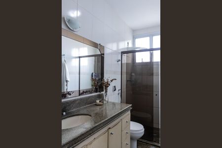 Apartamento à venda com 142m², 3 quartos e 2 vagas Apartamento à venda com 142m², 3 quartos e 2 vagasBanheiro Social