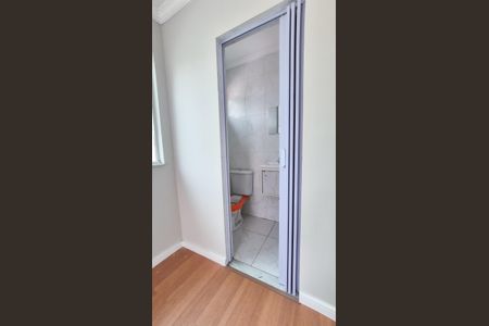 Casa à venda com 200m², 3 quartos e 4 vagasQuarto com Banheiro externo