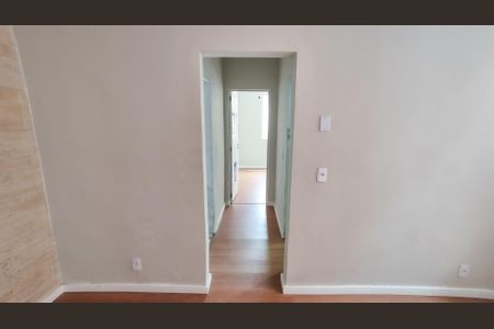 Casa à venda com 200m², 3 quartos e 4 vagasCorredor 