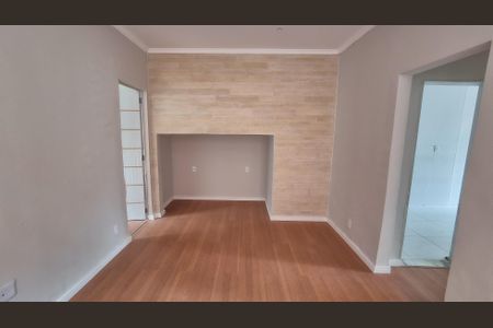 Sala de casa à venda com 3 quartos, 200m² em Vila Kosmos, Rio de Janeiro