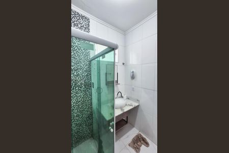 Casa à venda com 200m², 3 quartos e 4 vagasBanheiro