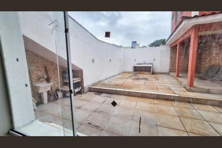 Casa à venda com 200m², 3 quartos e 4 vagasVista Quarto 2