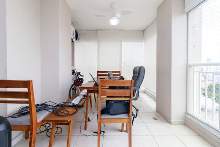 Apartamento para alugar com 100m², 3 quartos e 2 vagasSala - Varanda