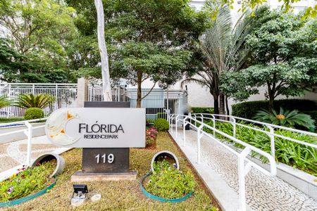 Apartamento para alugar com 100m², 3 quartos e 2 vagasFachada