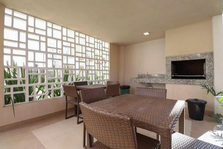 Apartamento para alugar com 34m², 2 quartos e sem vagaÁrea comum - Churrasqueira