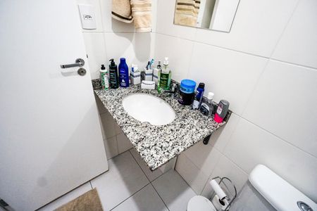 Apartamento à venda com 77m², 3 quartos e 1 vagaBanheiro social