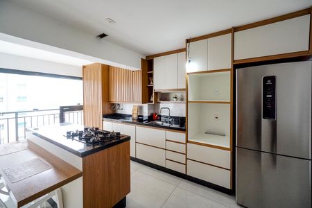Apartamento à venda com 77m², 3 quartos e 1 vagaSala/Cozinha