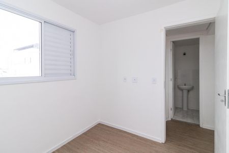 Quarto 1 de apartamento para alugar com 2 quartos, 45m² em Vila Ré, São Paulo