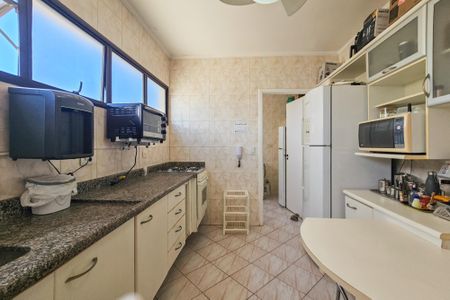 Apartamento para alugar com 154m², 4 quartos e 2 vagascozinha