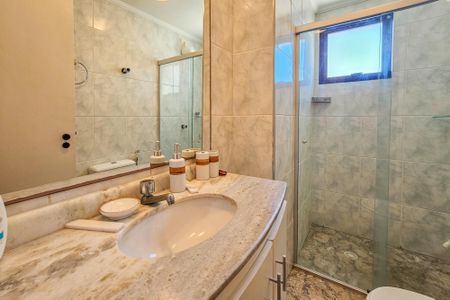 Apartamento para alugar com 154m², 4 quartos e 2 vagasbanheiro 1