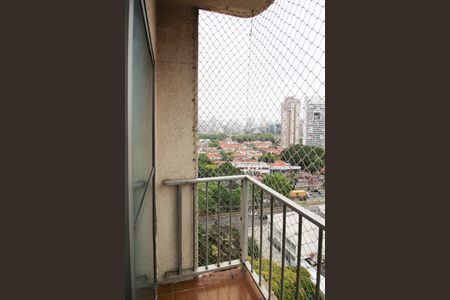 Apartamento para alugar com 70m², 2 quartos e 1 vagaVaranda