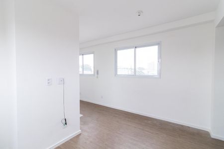 Sala de apartamento para alugar com 2 quartos, 45m² em Vila Ré, São Paulo