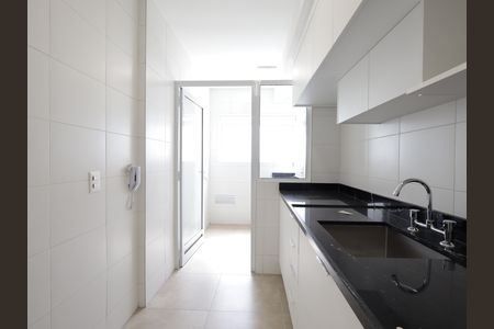 Apartamento para alugar com 86m², 2 quartos e 2 vagasCozinha