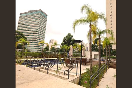 Apartamento para alugar com 86m², 2 quartos e 2 vagasÁrea comum - Piscina