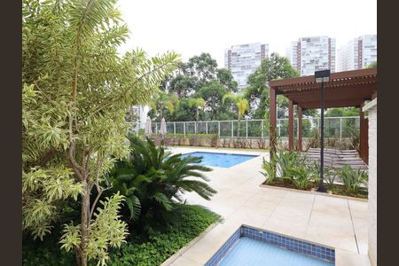 Apartamento para alugar com 86m², 2 quartos e 2 vagasÁrea comum - Piscina
