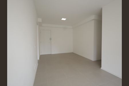 Apartamento para alugar com 86m², 2 quartos e 2 vagasSala
