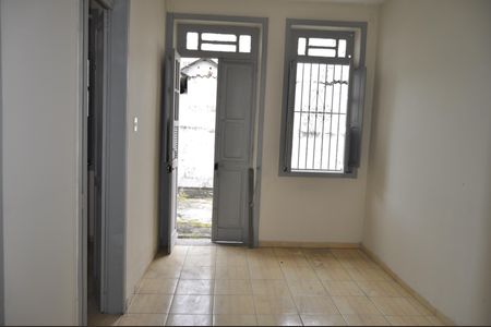 Casa à venda com 80m², 2 quartos e sem vagaSala