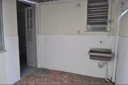 Casa à venda com 80m², 2 quartos e sem vagaÁrea de Serviço