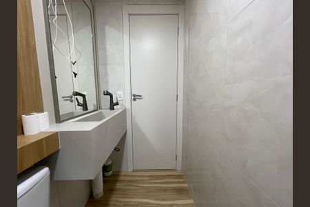 Apartamento à venda com 34m², 2 quartos e sem vaga Apartamento à venda com 34m², 2 quartos e sem vagaBanheiro