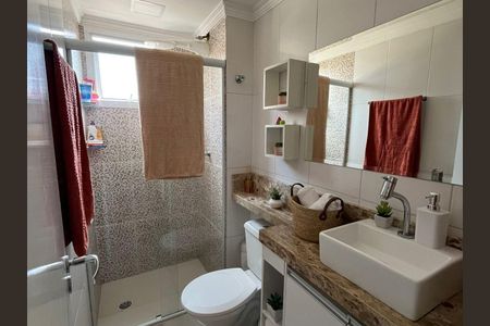 Banheiro  de apartamento à venda com 2 quartos, 50m² em Vila João Ramalho, São Paulo