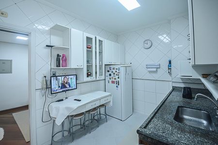 Apartamento à venda com 200m², 3 quartos e 3 vagasCozinha
