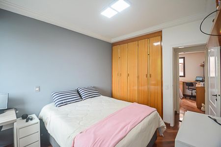 Apartamento para alugar com 200m², 3 quartos e 3 vagasSuíte