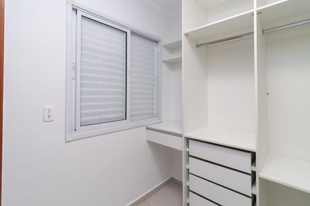 Casa de condomínio para alugar com 112m², 2 quartos e 3 vagasCloset