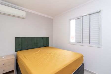 Casa de condomínio para alugar com 112m², 2 quartos e 3 vagasSuíte