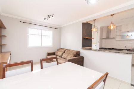 Sala de casa de condomínio para alugar com 2 quartos, 112m² em Vila Guilhermina, São Paulo