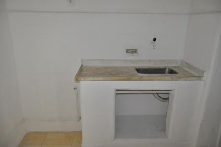 Apartamento para alugar com 100m², 2 quartos e sem vagaCozinha 