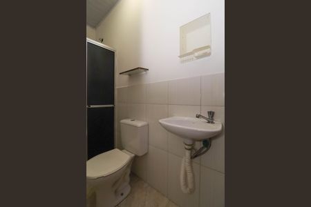 Banheiro Social de kitnet/studio para alugar com 1 quarto, 20m² em Jardim Paulista, São Paulo