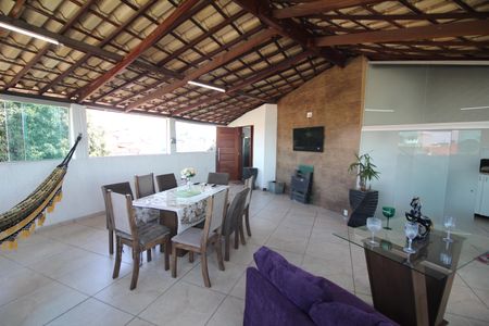 Apartamento para alugar com 400m², 4 quartos e 2 vagasVaranda Cozinha