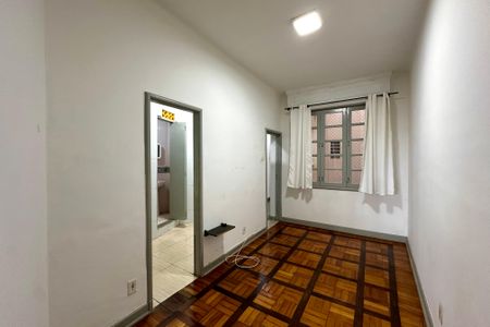 Sala de apartamento para alugar com 1 quarto, 45m² em Glória, Rio de Janeiro