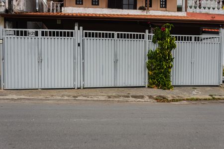 Casa para alugar com 35m², 1 quarto e sem vaga Casa para alugar com 35m², 1 quarto e sem vagaFachada