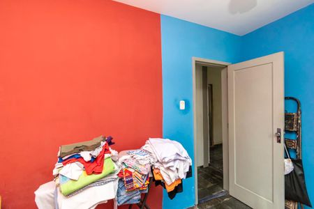 Casa à venda com 100m², 4 quartos e 6 vagasQuarto 2