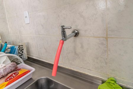 Casa à venda com 100m², 4 quartos e 6 vagasCozinha - Torneira