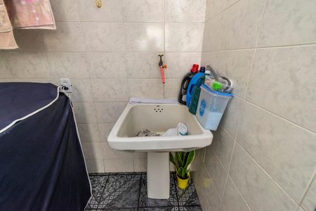 Casa à venda com 100m², 4 quartos e 6 vagasÁrea de Serviço