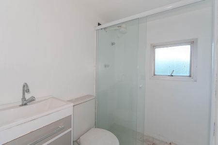 Banheiro de kitnet/studio para alugar com 1 quarto, 30m² em Bela Vista, São Paulo