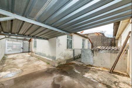 Casa à venda com 273m², 2 quartos e 3 vagas Casa à venda com 273m², 2 quartos e 3 vagasGaragem